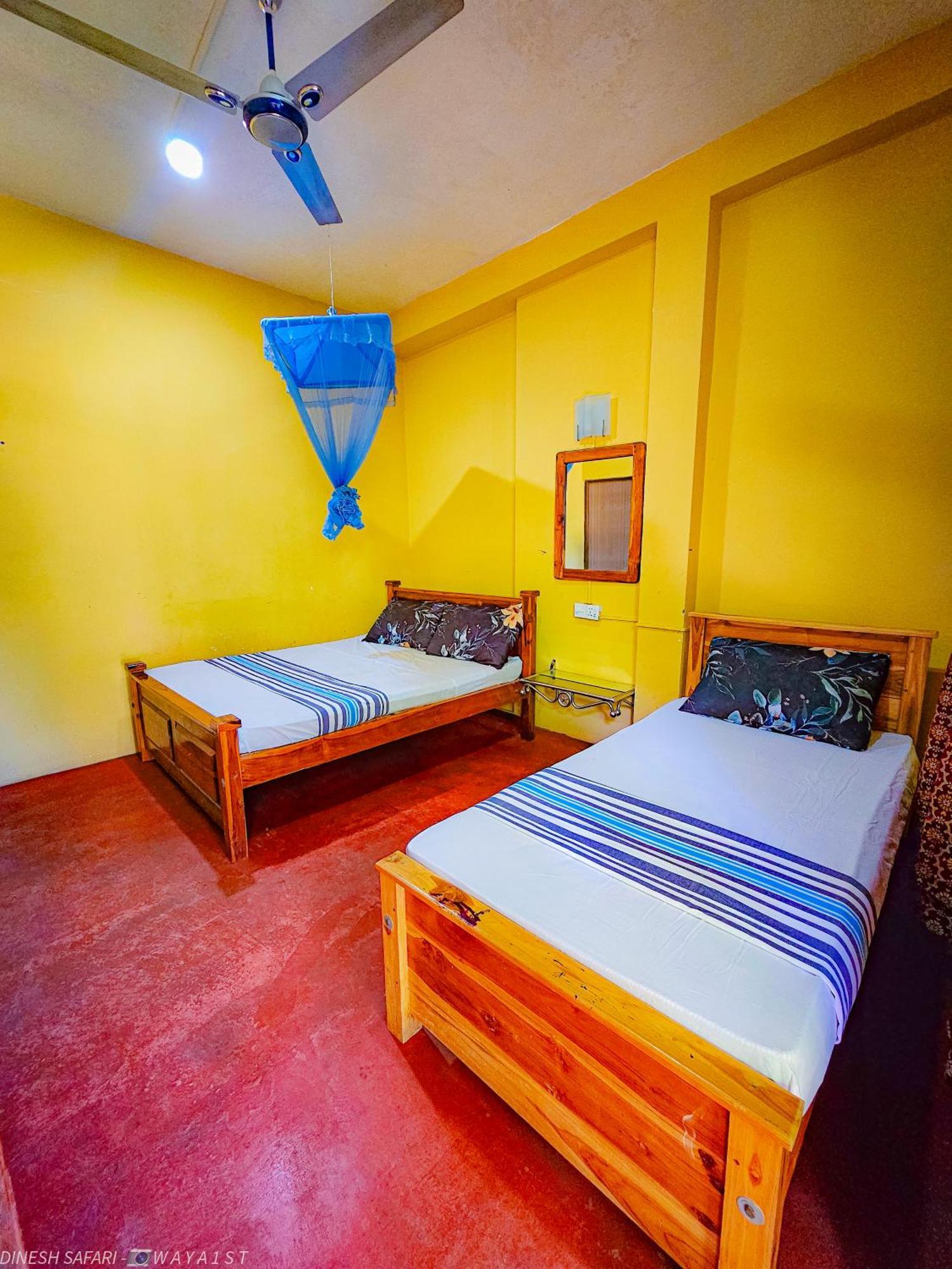 Dinesh Safari Homestay Удавалаве Екстериор снимка