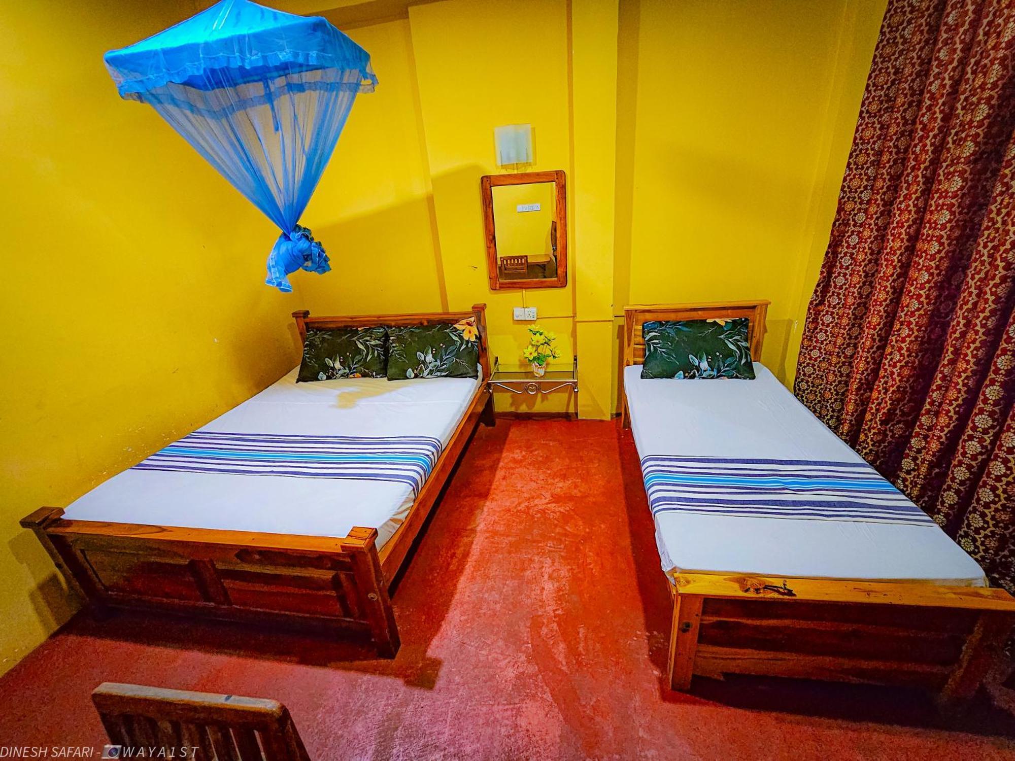 Dinesh Safari Homestay Удавалаве Екстериор снимка