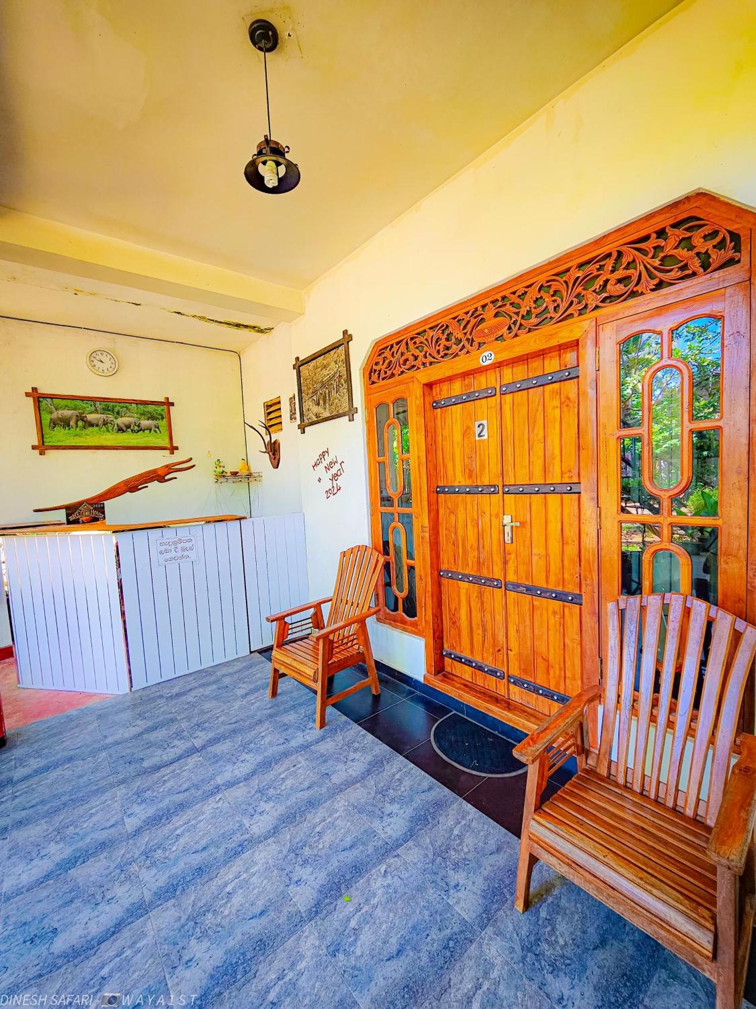 Dinesh Safari Homestay Удавалаве Екстериор снимка