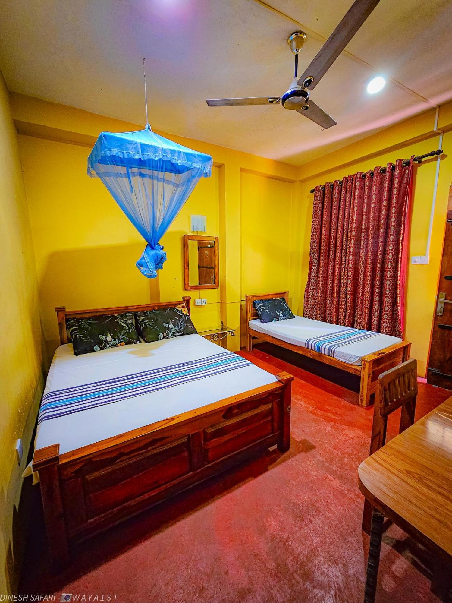 Dinesh Safari Homestay Удавалаве Екстериор снимка
