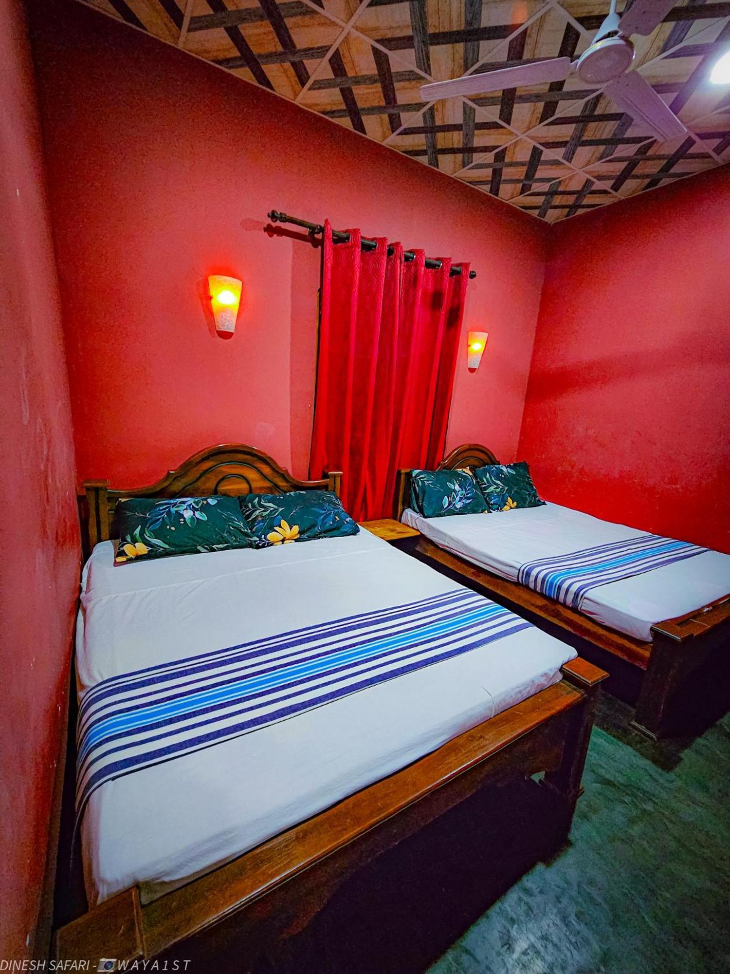 Dinesh Safari Homestay Удавалаве Екстериор снимка